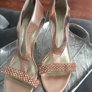 Pelle Moda rose gold heel
